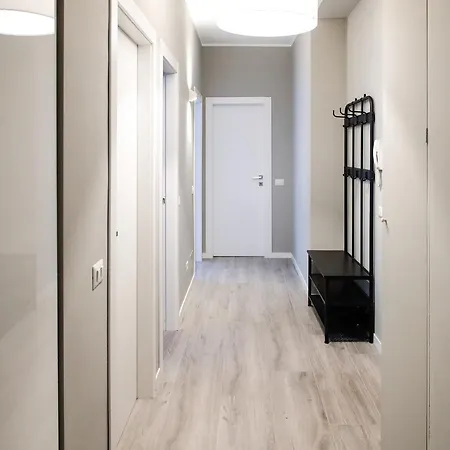 Rentopolis Troya 5 Tortona * Milaan